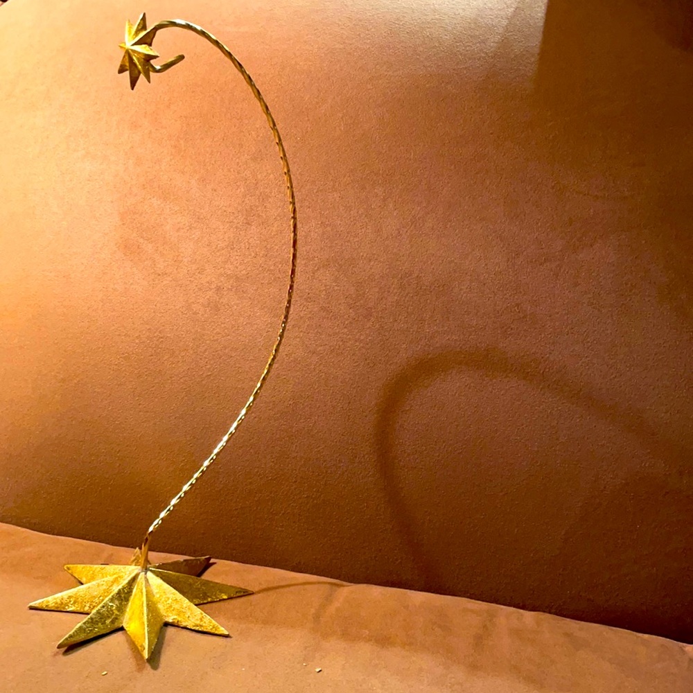 Gold Single Ornament Stand